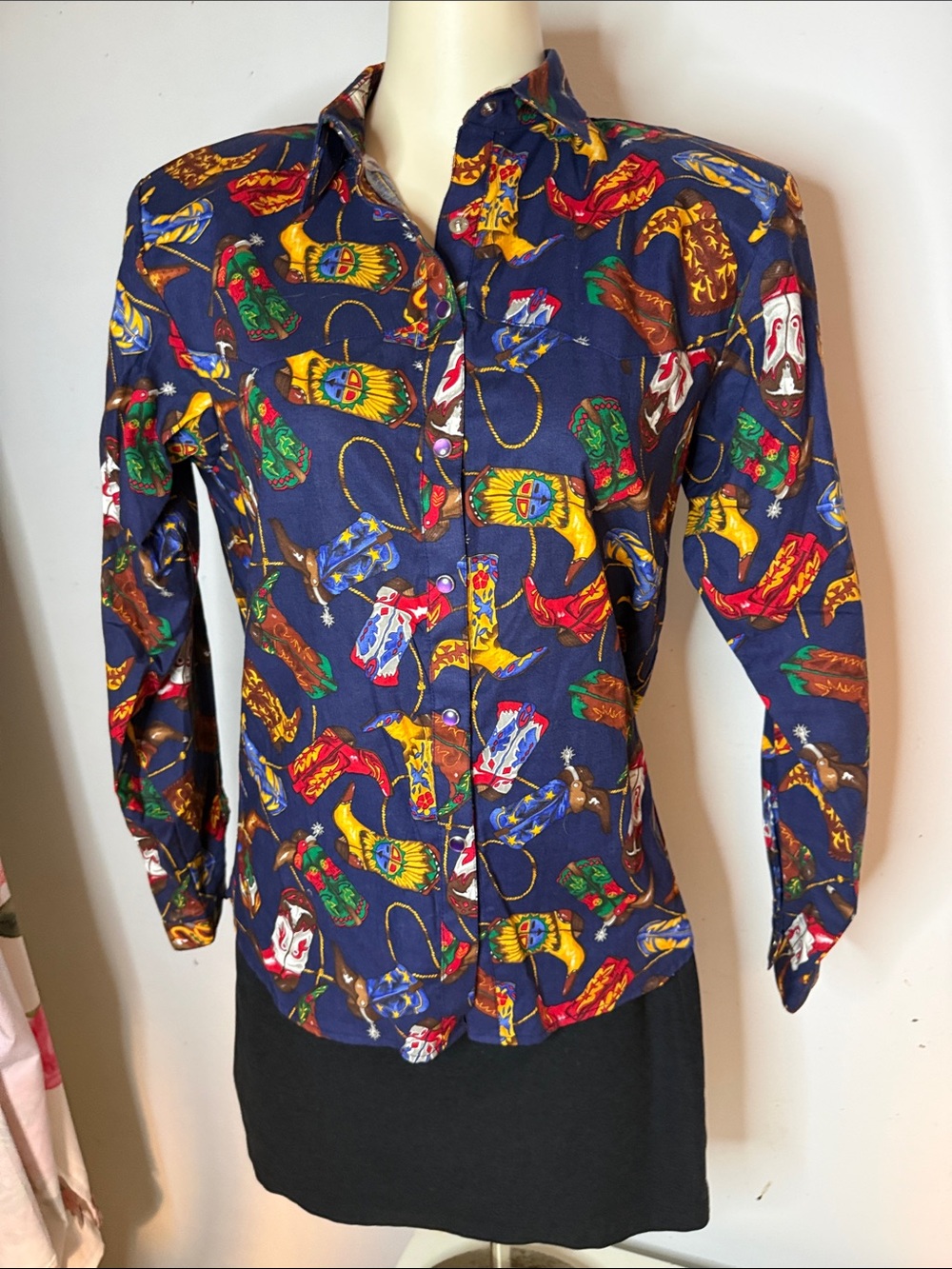 Women’s 1989s Authentic Calgary Stampede Edition Western Print Button-Down Shirt
